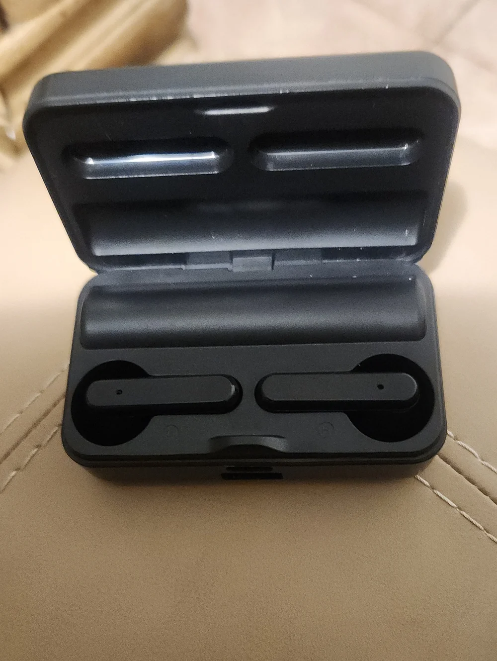 Wireless True Wireless Earbuds with Charging Case - Black